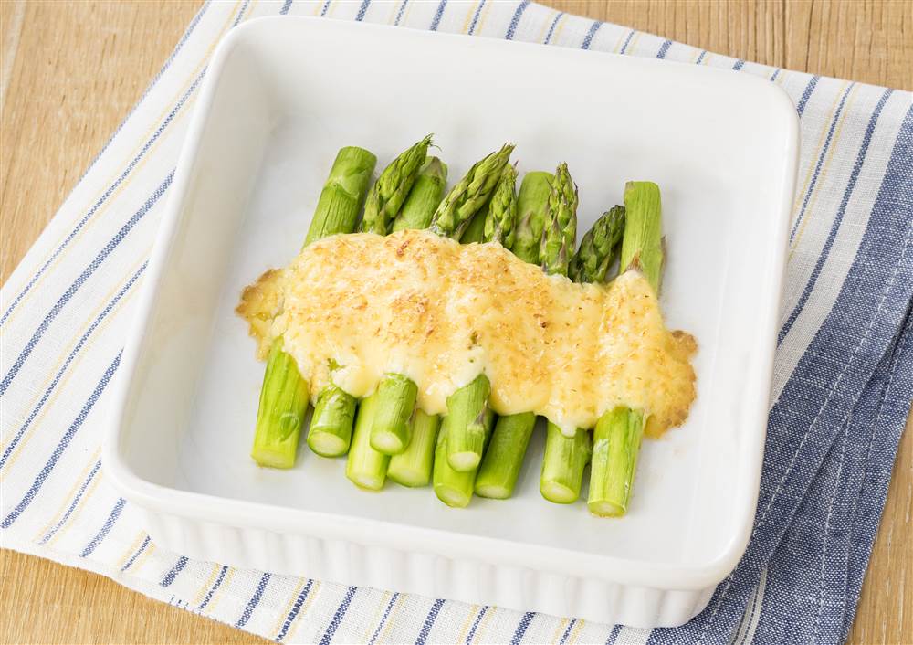 Sautéed Asparagus with Garlic Mayo