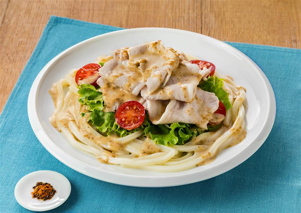 Pork Shabu-shabu Udon Noodles with Deep-Roasted Sesame Dressing (Japanese Hot Pot-Style Sliced Pork with Udon)