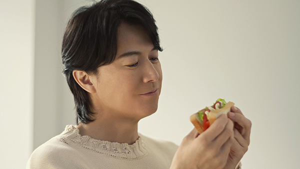 福山雅治　キューピーハーフ　タオル 2025年最新】福山雅治マヨネーズの人気アイテム - メルカリ